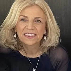 Dr Vicky Cocotis